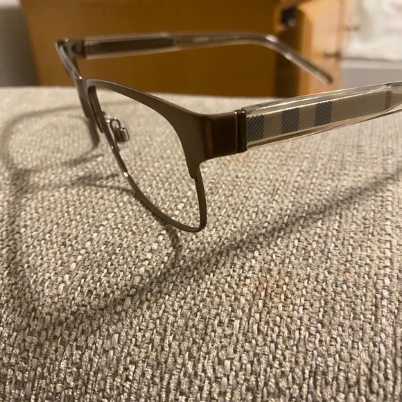 Burberry Eyeglass Frames men - Picture 3 of 5